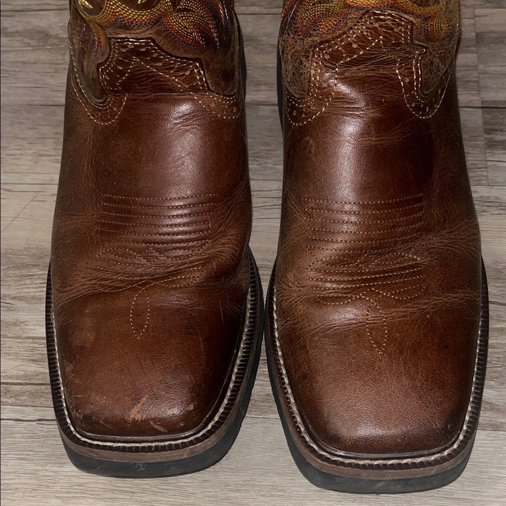 Justin Boots Brown Leather Cowboy Boots with Multi-color Stitching, see toe pic - Picture 5 of 15